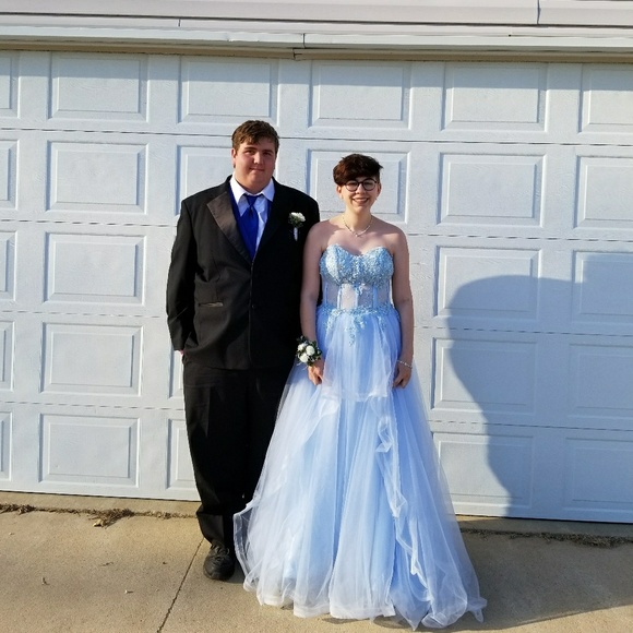 boutique Dresses & Skirts - Prom dress boutique Dresses & Skirts - Prom dress